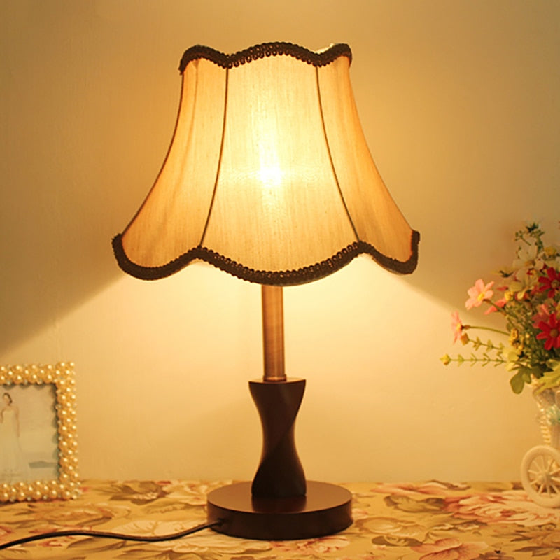 Tiffany Wooden Table Lamp