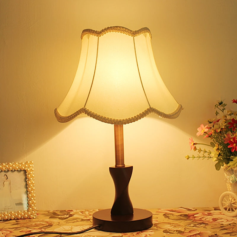 Tiffany Wooden Table Lamp