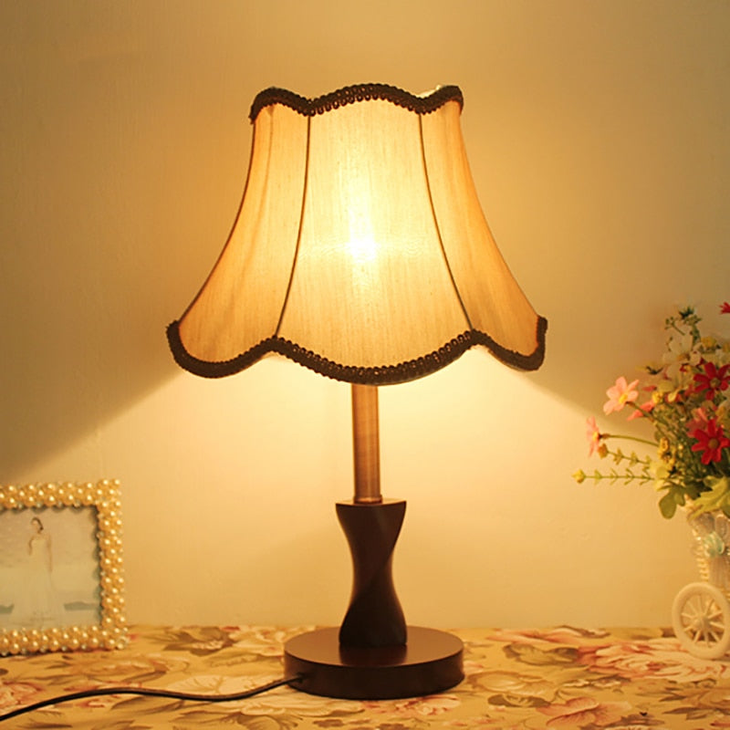 Tiffany Wooden Table Lamp