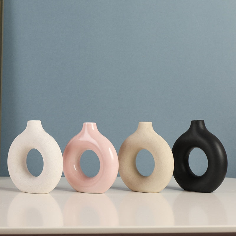 Nordic Circular Hollow Ceramic Vase!