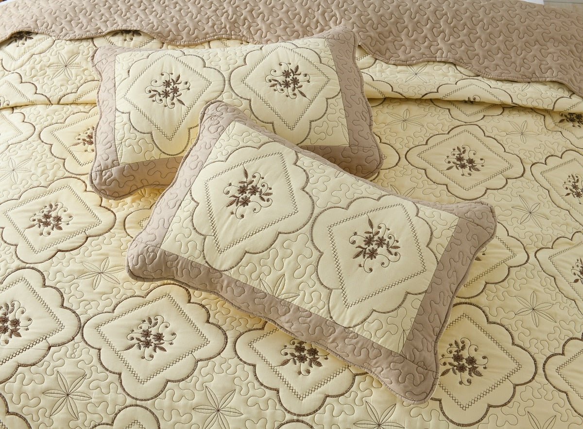 Plum Blossom Square Embroidered Quilt Cover